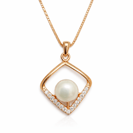 Gold Geometric Pearl Necklace