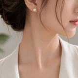 Luna Pearl Stud Earrings